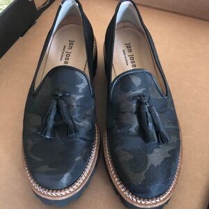 Jon Josef Gogo Heeled Loafers Camo 7.5